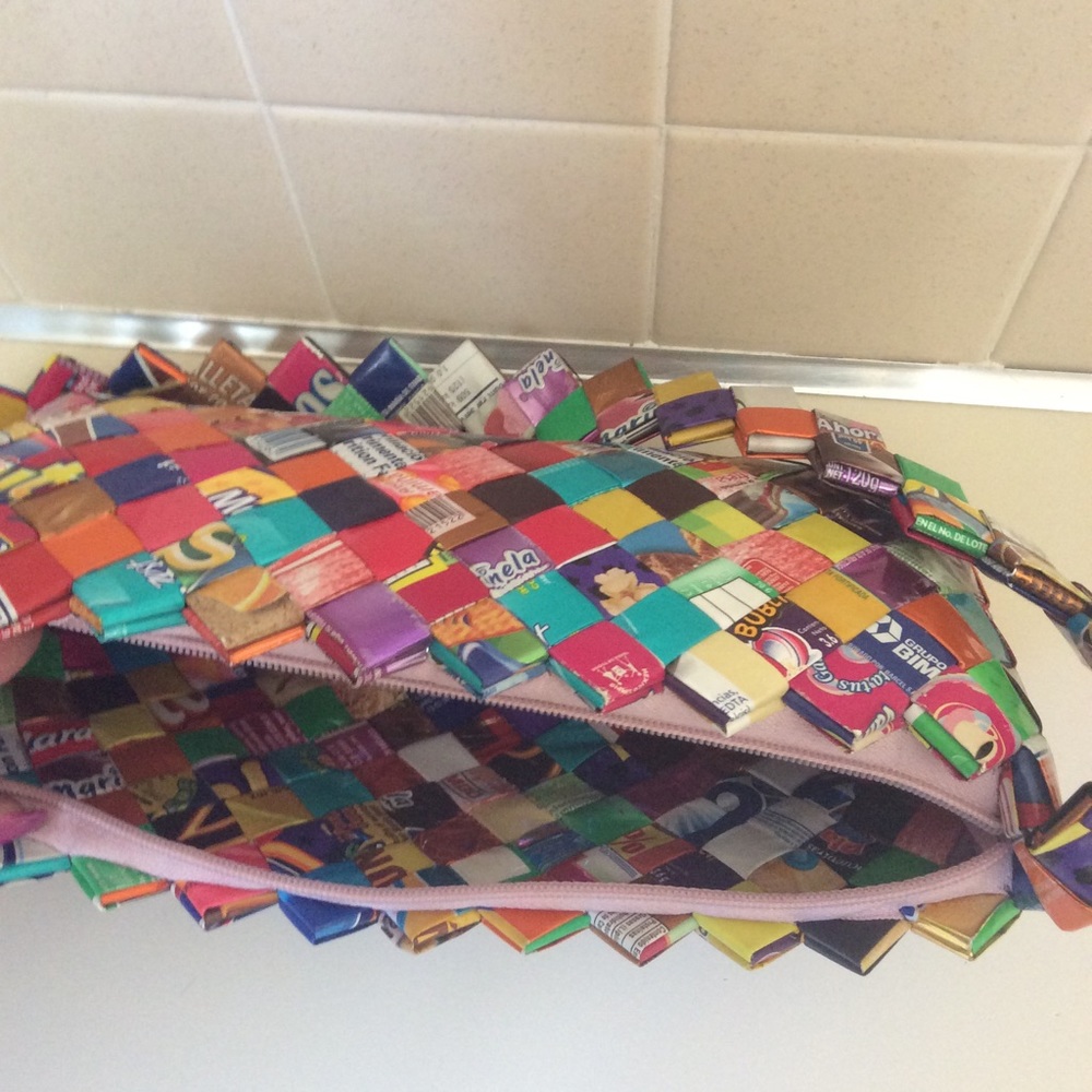 Purse - Picture 2 of 3